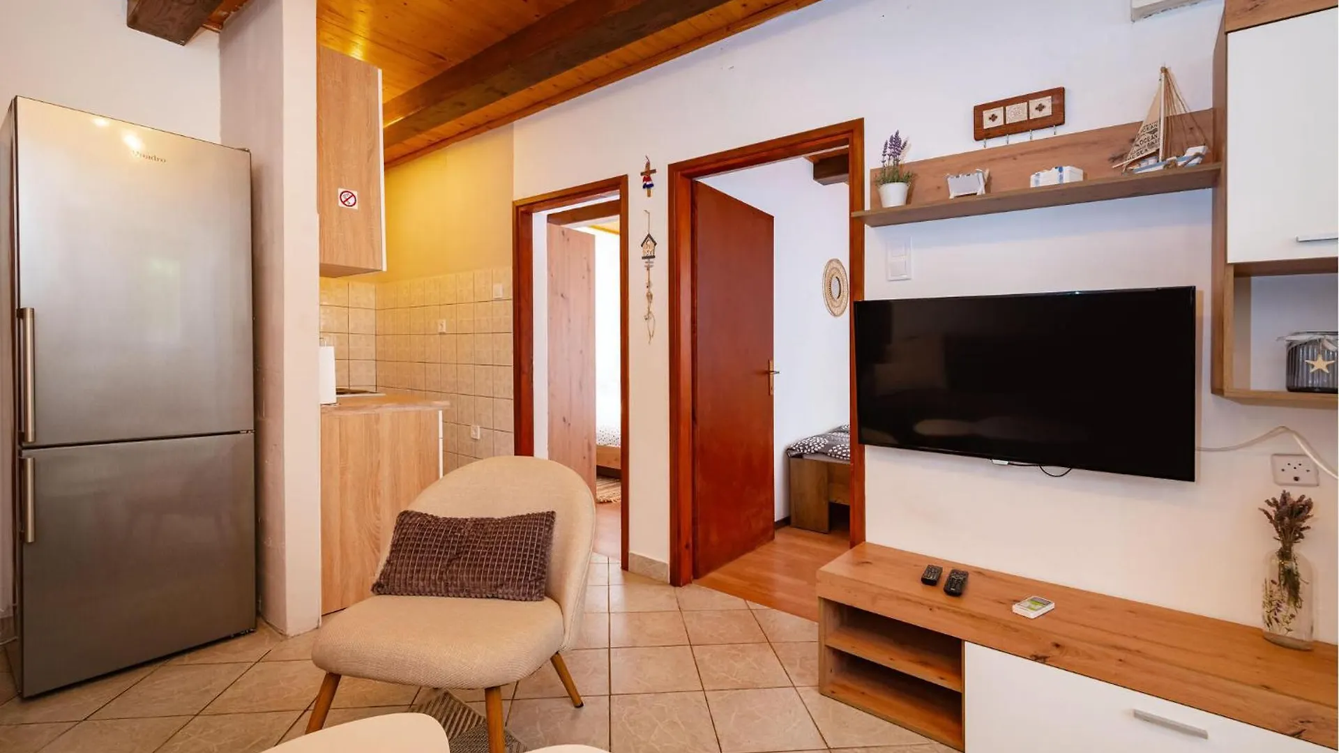 2 Bedroom Lovely Apartment In Krusevo
