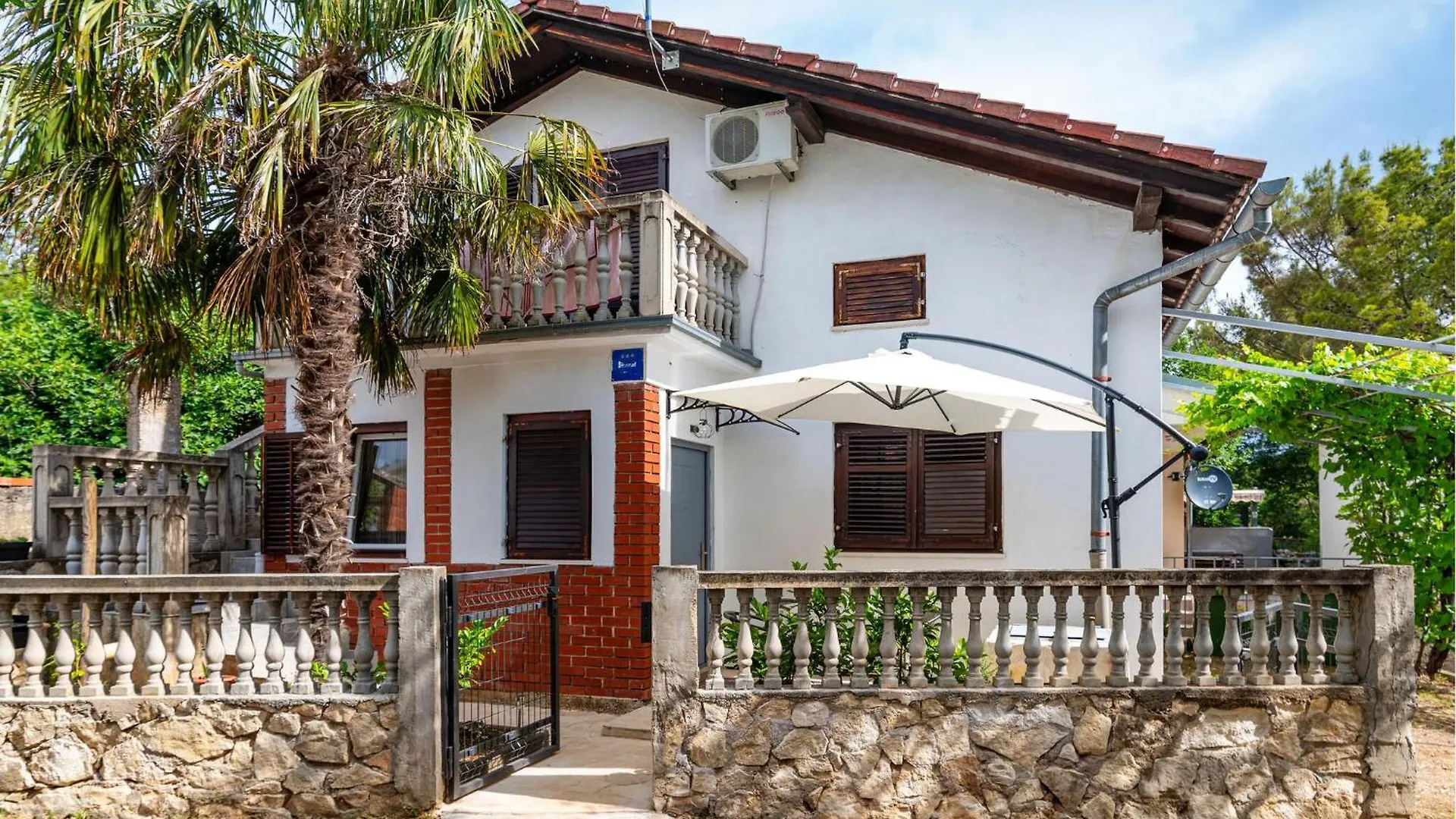 2 Bedroom Lovely Apartment In Krusevo